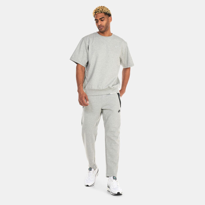 نايكي تيشيرت دراي-فِت ستاندرد ايشيو للرجال رمادي image number 2