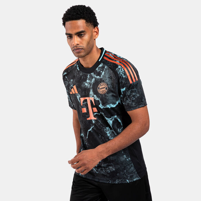 اديداس تيشيرت كرة القدم بايرن ميونيخ 24/25 الاحتياطي ربليكا للرجال أسود image number 0