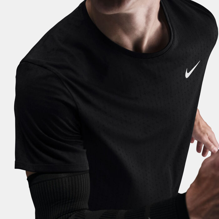 نايكي تيشيرت الجري مايلر بريذ دراي-فت للرجال أسود image number 4