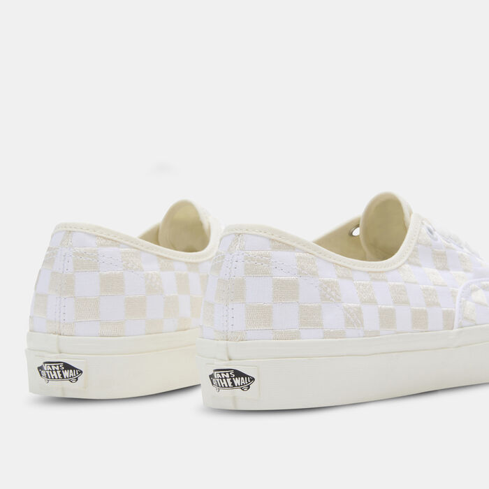 فانس حذاء أوثنتك إمبرويدد تشيكربورد للجنسين أبيض image number 4