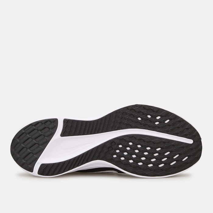 نايكي حذاء كويست 5 رود رانينج للرجال أسود image number 3