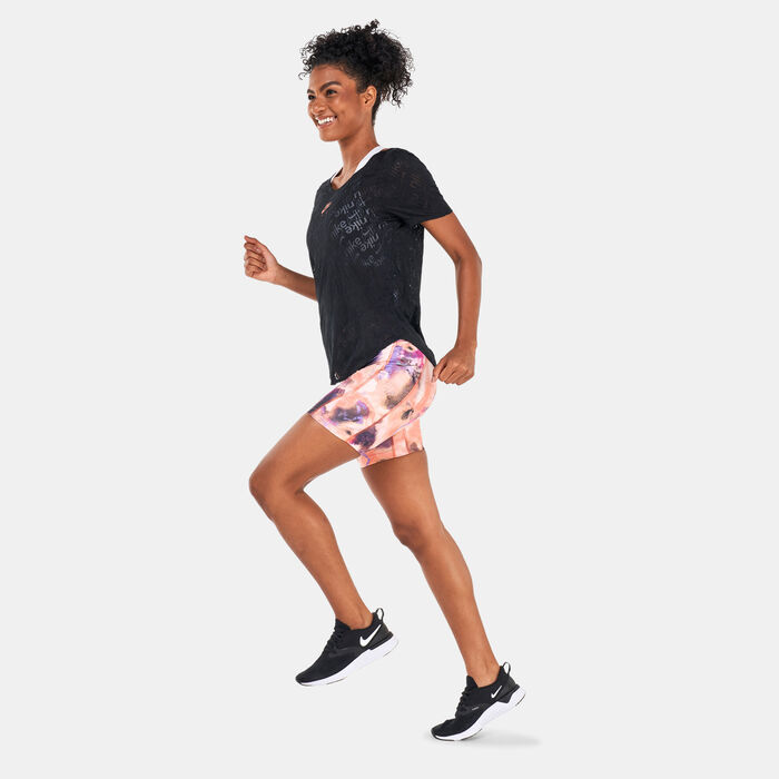 نايكي تيشيرت اير دراي فت للنساء خوخي image number 2