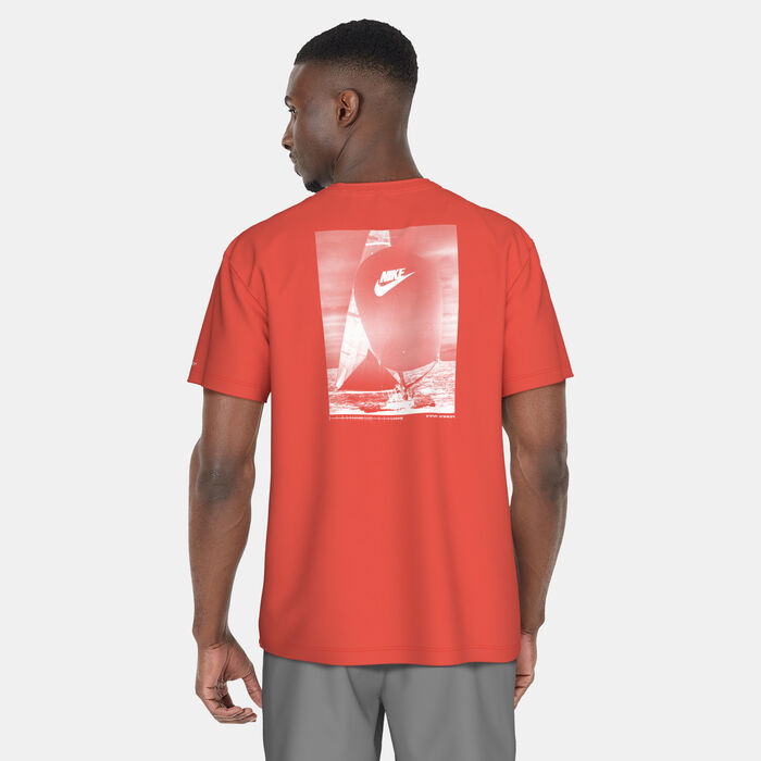 نايك سويم تيشيرت السباحة أيقون هيدرو للرجال أحمر image number 1