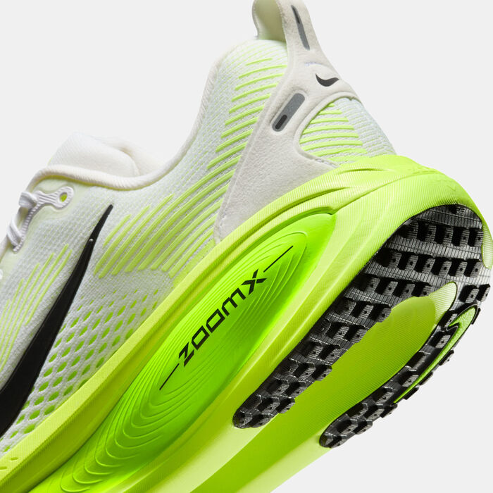 نايكي حذاء الجري فوميرو 18 رود للنساء أخضر image number 5