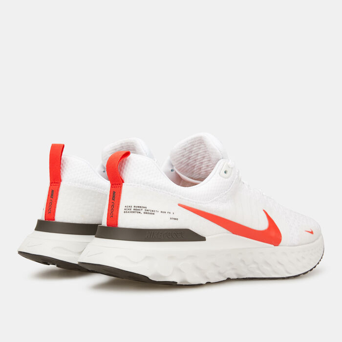 نايكي حذاء رياكت انفينيتي 3 رود رانينج للرجال أبيض image number 3