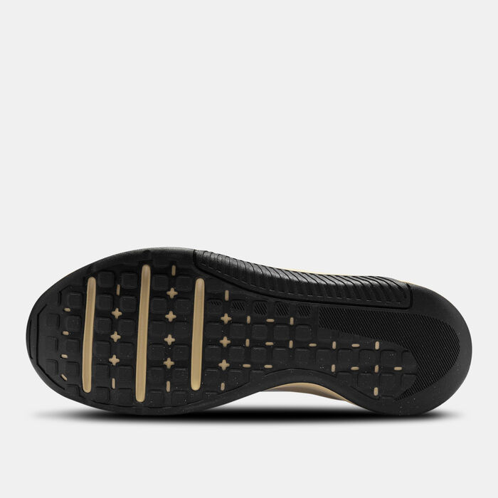 نايكي حذاء التمرين ام سي 3 للرجال أبيض image number 3