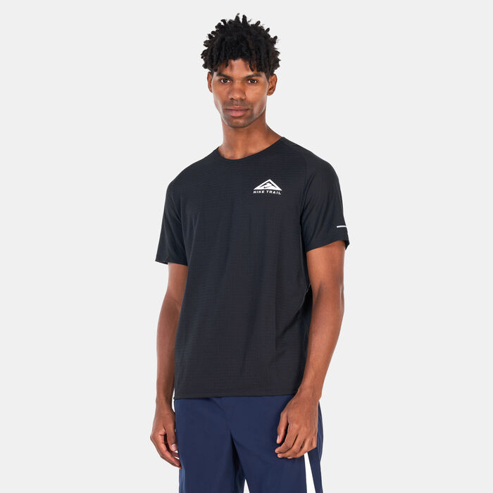 نايكي تيشيرت تريل سولار تشيس دراي-فت رانينج للرجال أسود image number 0