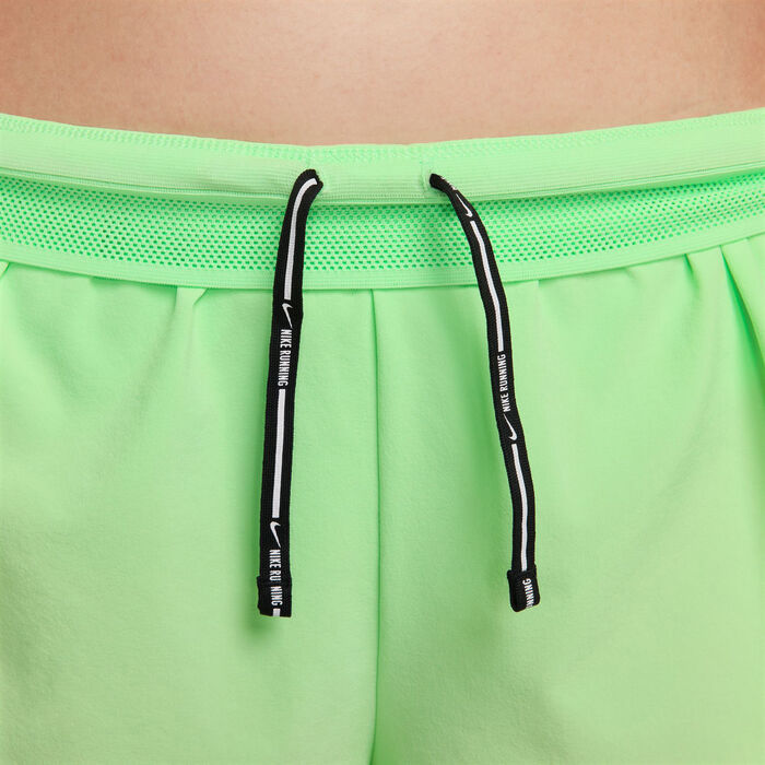 نايكي ايروسويفت شورت الجري دراي-فت ADV بريف لايند بخصر متوسط للنساء - 8 سم (تقريبًا) أخضر image number 2