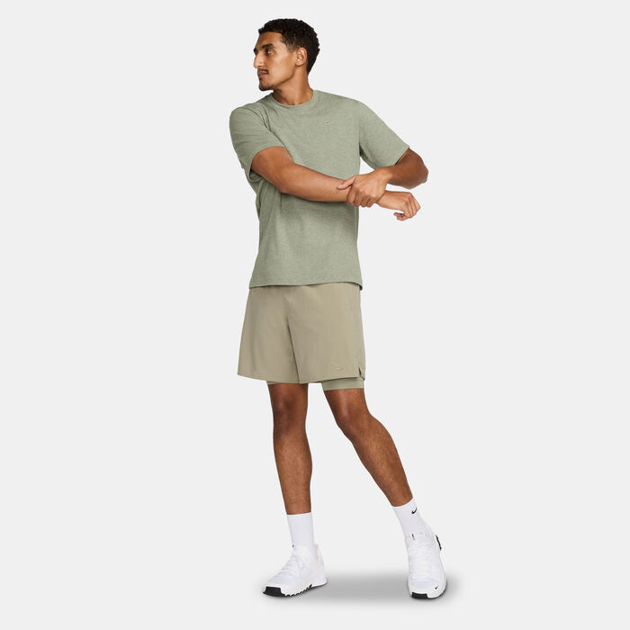 نايكي تيشيرت التمرين برايميري دراي-فِت للرجال أخضر image number 2