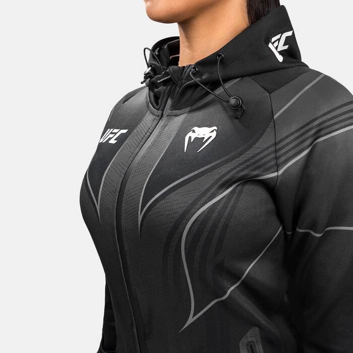 فينوم هودي x يو آف سي اوثنتِك فايت نايت 2.0 ووك-آوت للنساء أسود image number 3