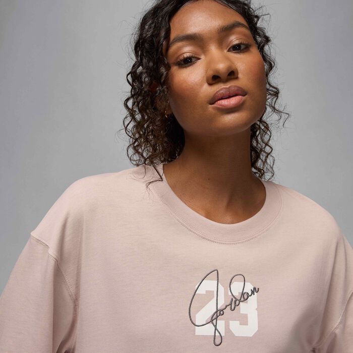 جوردن تيشيرت إيسنشالز جرافيك للنساء بنى image number 2