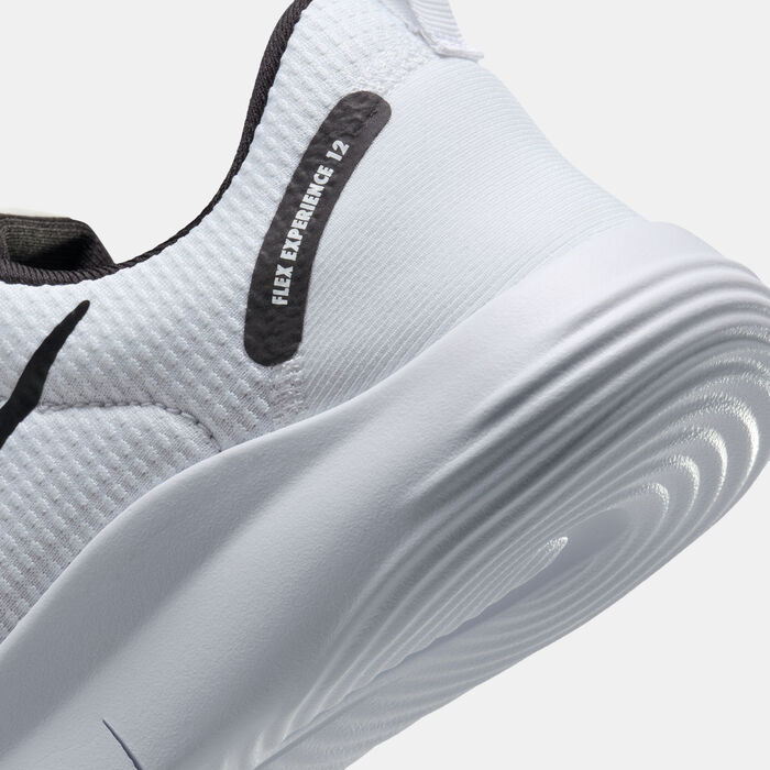 نايكي حذاء الجري فلكس اكبيرينس رن 12 للرجال أبيض image number 5
