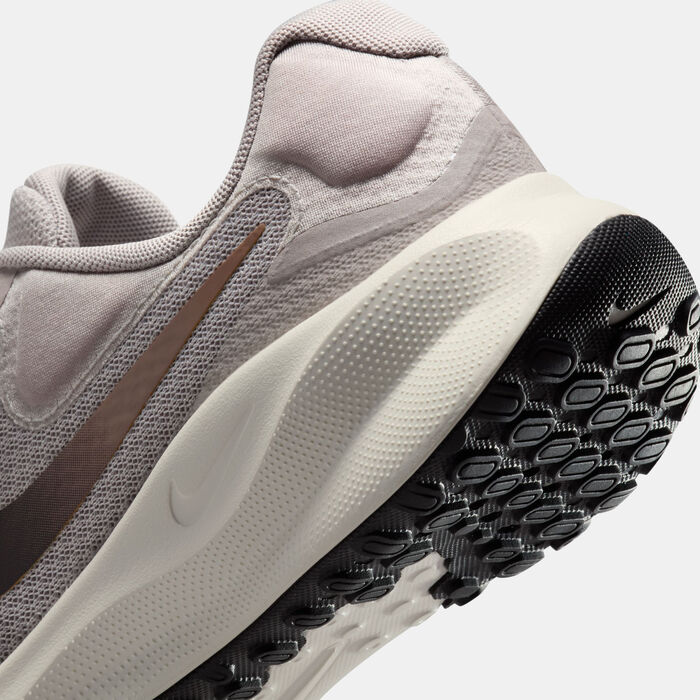 نايكي حذاء الجري ريفولوشن 7 رود للنساء رمادي image number 5